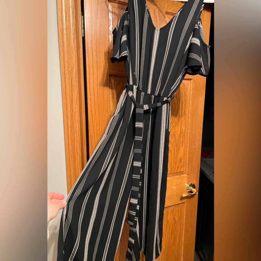 Women’s dressy romper size small
